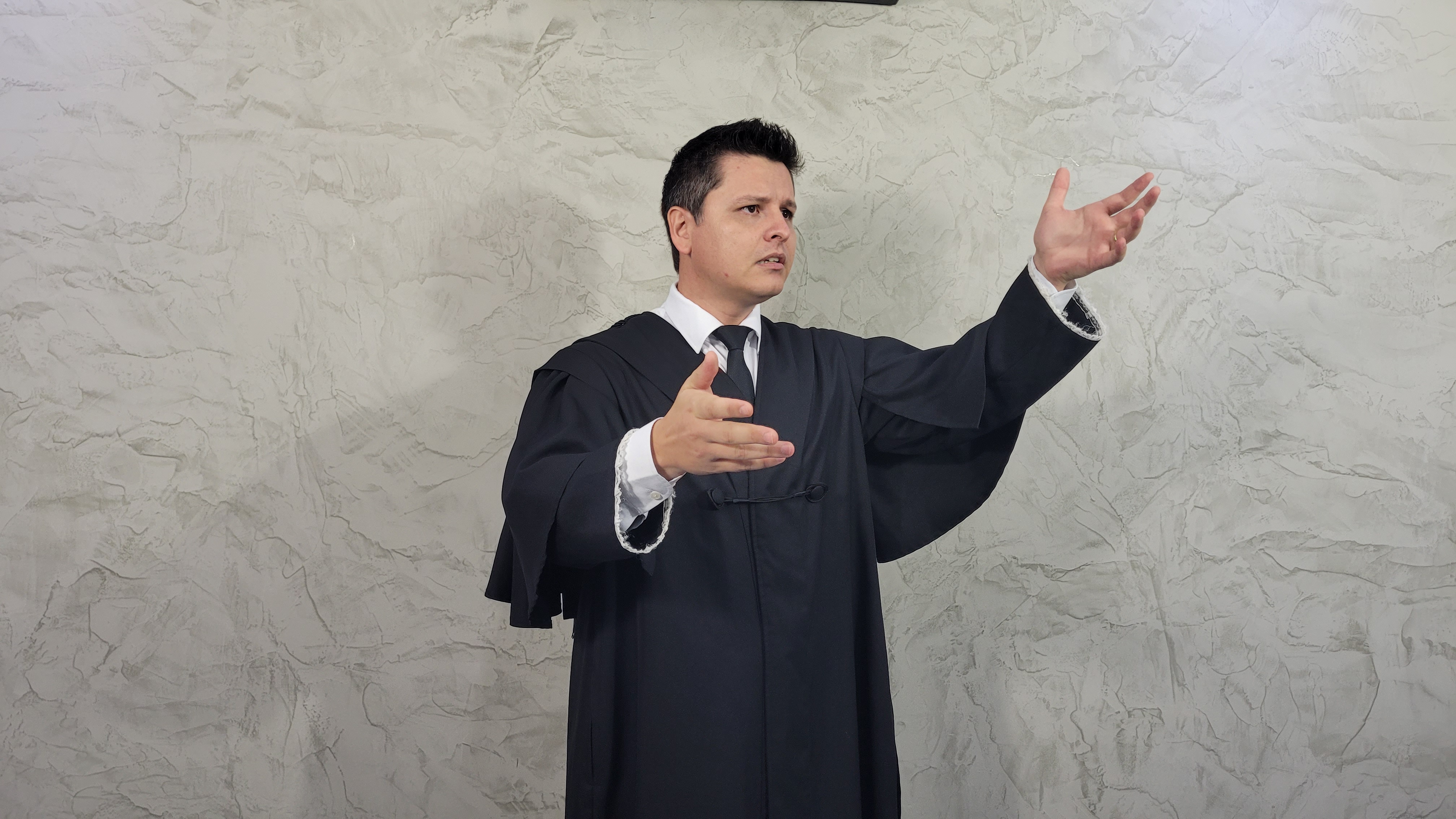 Dr. William Oliveira